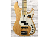 Marcus Miller P7 Swamp Ash 5 Natural 2nd Gen Marcus Miller P7 Swamp Ash 5 Natural 2nd Gen